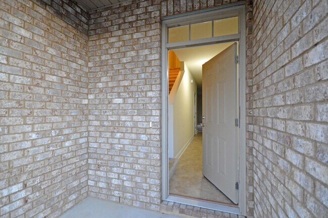 Building Photo - 2123 Wilsons Plover Cir