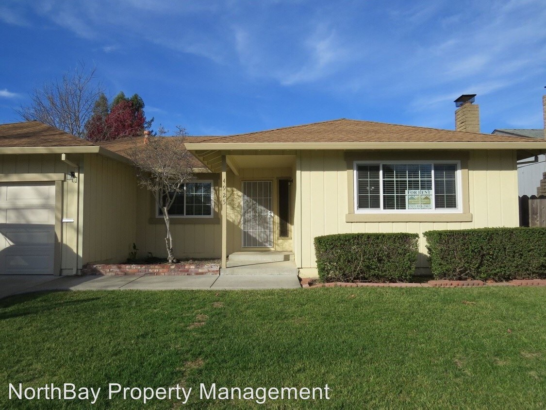 Foto principal - 3 br, 2 bath House - 4925 Snark Ave.
