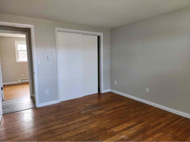 Building Photo - 14 Park St