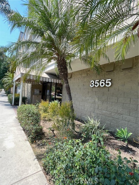 Foto del edificio - 3565 Linden Ave