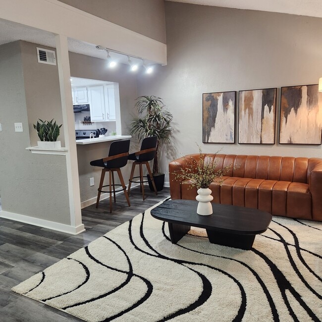 Building Photo - Rosehill Place Townhomes