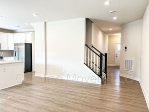 Building Photo - 535 Martin Crk Dr