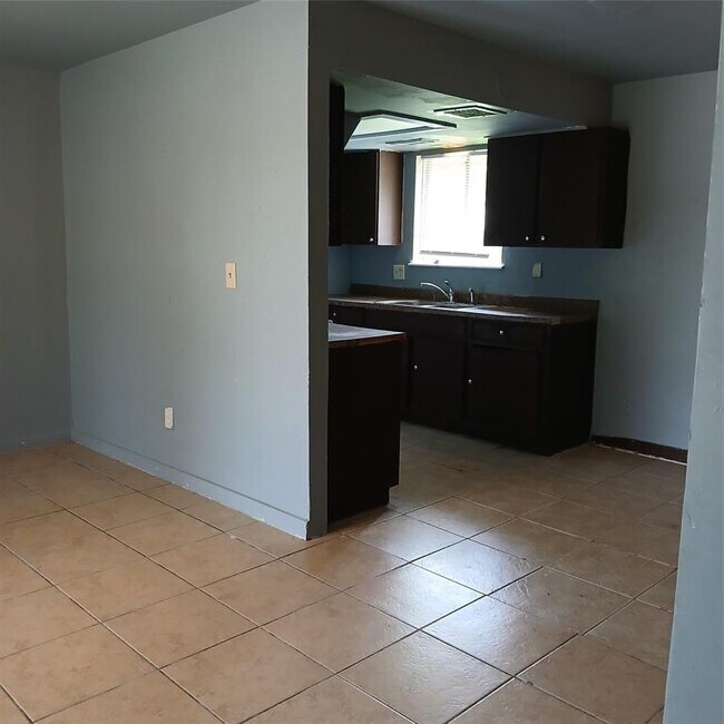 Foto del edificio - 11239 Spottswood Dr