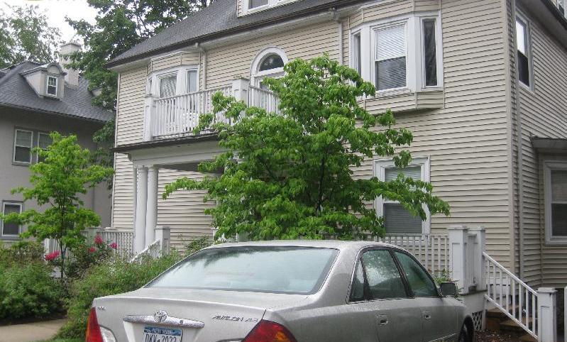 Foto del edificio - 72 Englewood Ave