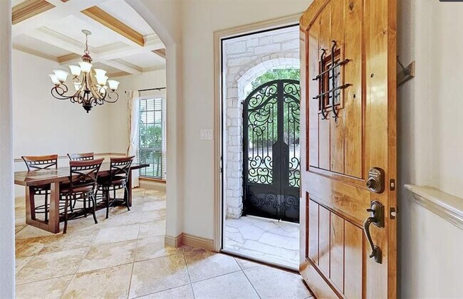 Foto del edificio - 317 Jack Ryan Ln