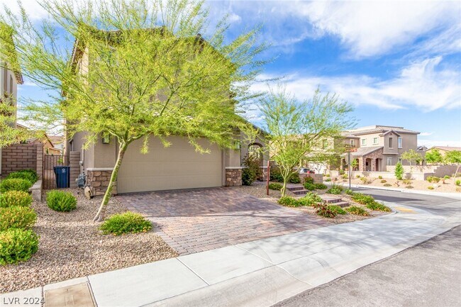 Building Photo - 11824 Mino Rio Ave