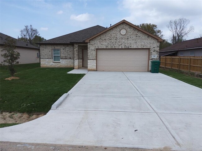 Building Photo - 7751 Swiftwater Ln
