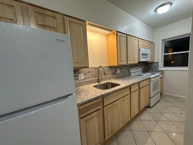 Cocina - 245 Green St