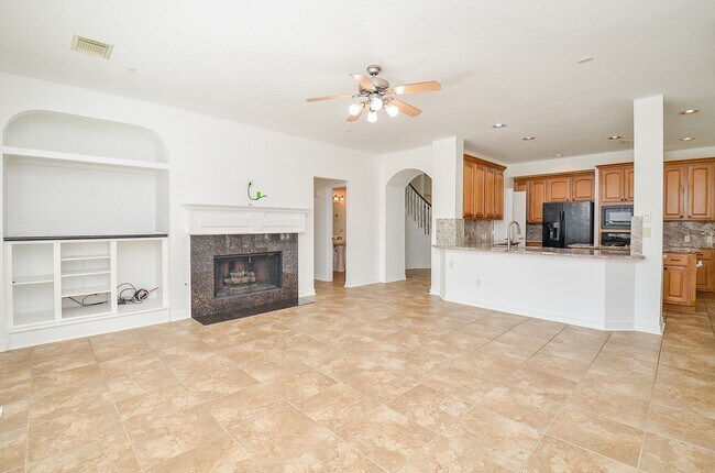 Foto del edificio - 5615 Bent Arbor Ln