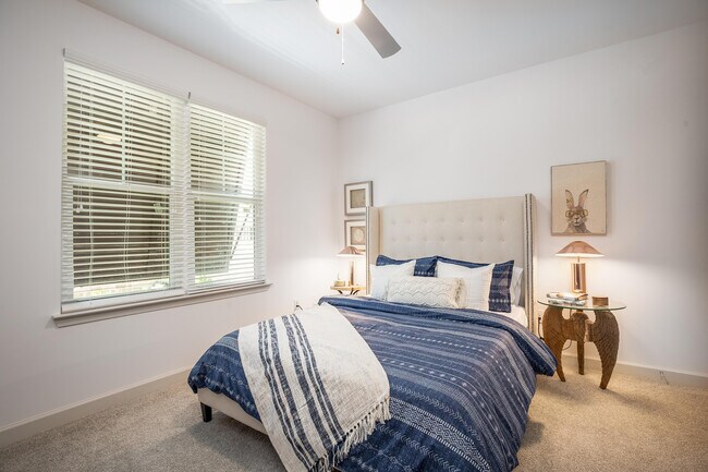 Foto del edificio - Legacy Mount Pleasant Apartments