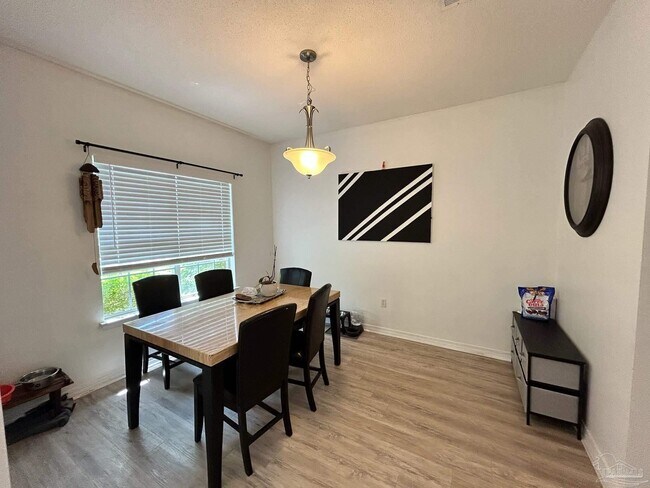 Foto del edificio - 612 Reservation Ave