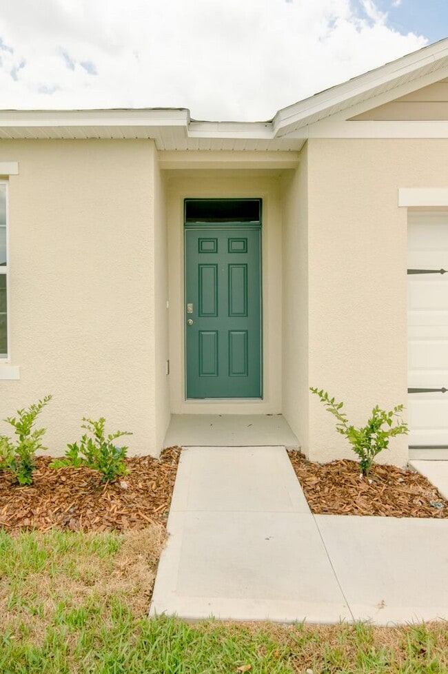 Building Photo - RENT NOW and RECEIVE 2 WEEKS OFF YOUR FIRS...