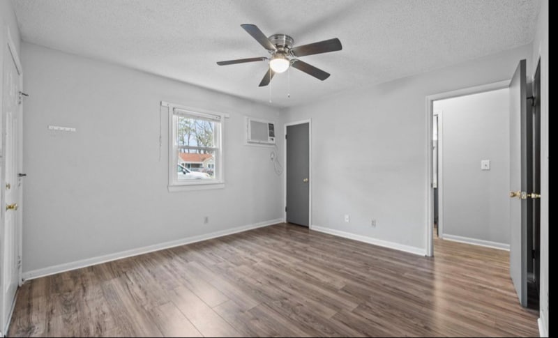 Building Photo - 307 Richlands Ave