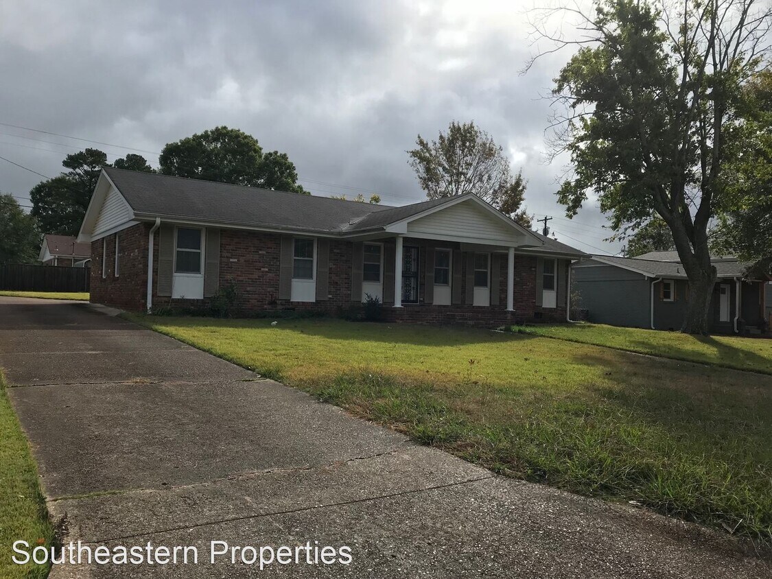 Primary Photo - 3 br, 2 bath House - 2316 Bower Dr.