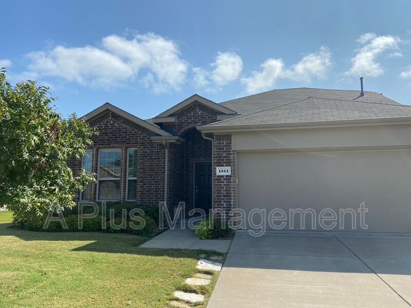 1511 Colgate Dr, Van Alstyne, TX 75495 House for Rent in Van Alstyne