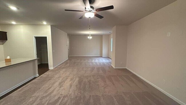 Foto del edificio - 105 Berry Dr