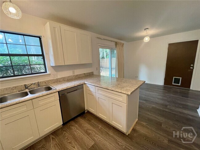 Foto del edificio - 18 Rivers Bend Dr