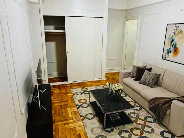 Foto del edificio - 50 Reservoir Ave