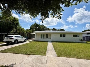 Building Photo - 8235 SW 62nd Pl