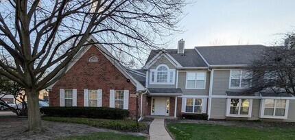 Building Photo - 5S530 Paxton Dr