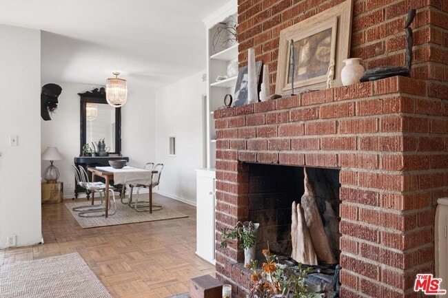 Foto del edificio - 2294 Mountain Oak Dr