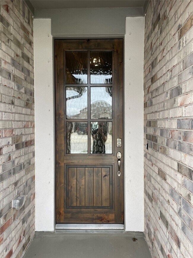 Building Photo - 2302 Hazel Berry St