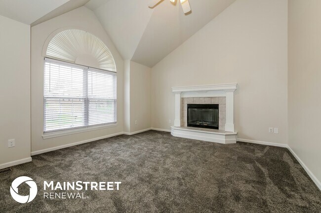 Foto del edificio - 10511 N Ditman Ave