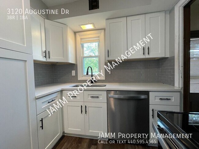 Foto del edificio - 3-Bedroom Parma Ranch!
