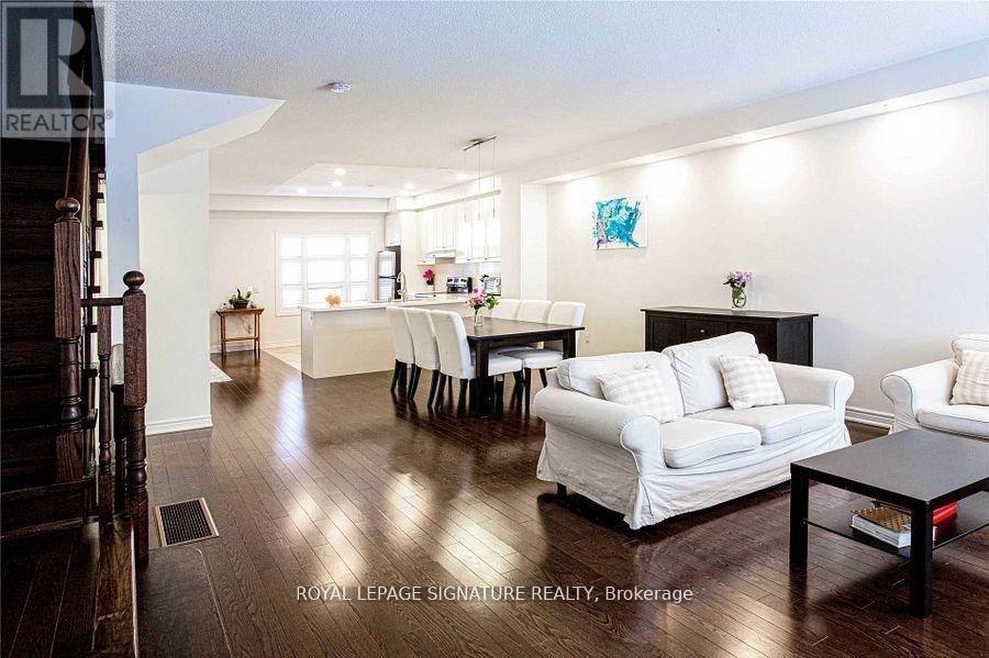 Photo du bâtiment - 2460 Prince Michael Drive