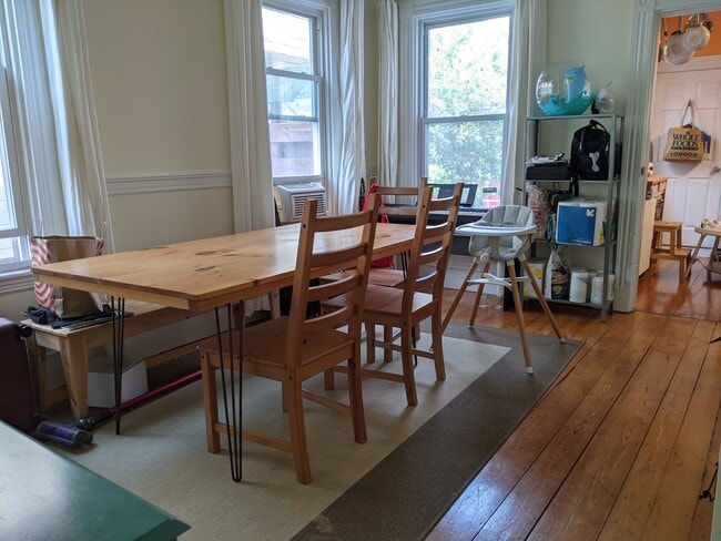 Building Photo - 15 Vinal Ave