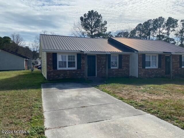 Foto del edificio - 2305 Knollwood Ln