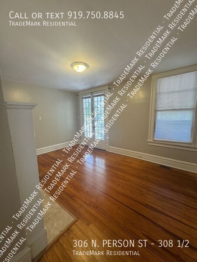 Foto del edificio - 306 N Person St