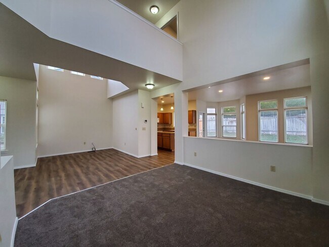 Foto del edificio - 1611 Lamb Ave