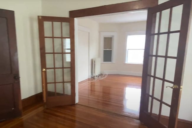 Building Photo - 124 Hillside Rd