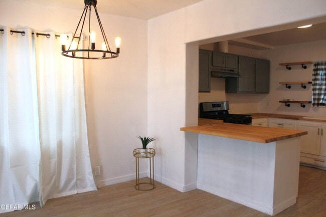 Foto del edificio - 3819 Morehead Ave