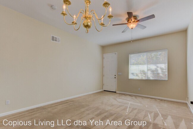 Building Photo - 4 br, 3 bath House - 544 River Rd