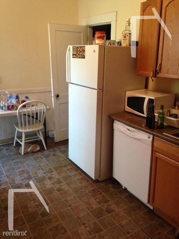 Foto del edificio - 154 Thorndike St