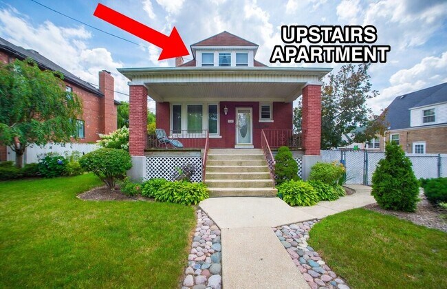 Building Photo - 3337 W 114th St