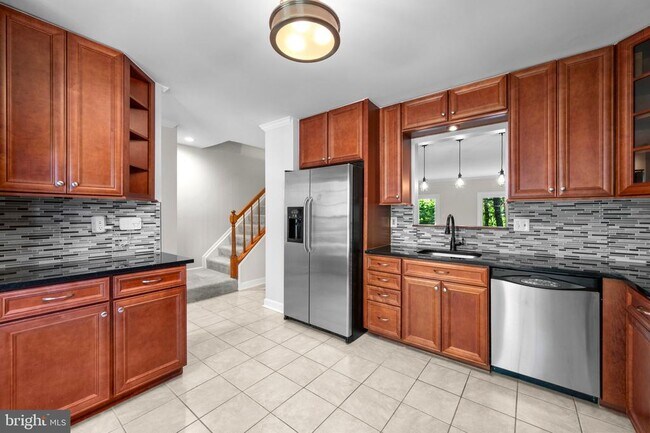 Building Photo - 4731 Leyden Way
