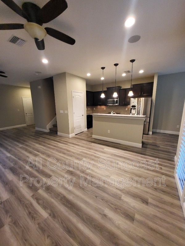 Foto del edificio - 12914 Whittington Ct