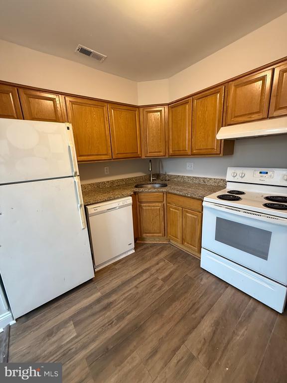 Foto del edificio - 162 Willow Turn