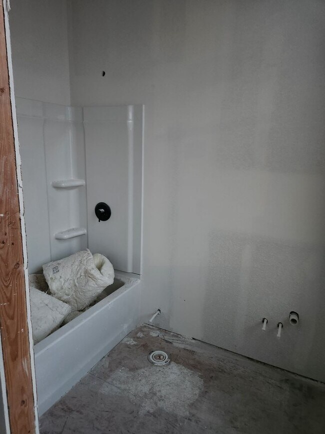 Foto del edificio - Beautifully remodeled 2 Bed + office apart...