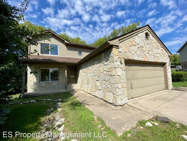 Foto del edificio - 4 br, 2.5 bath House - 6879 Oak Lake Dr.