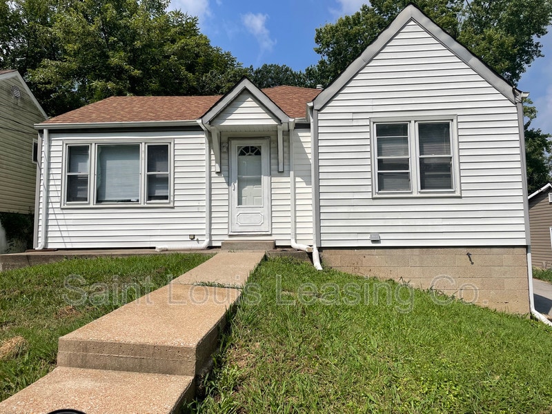 Primary Photo - 3307 Royalton Ave