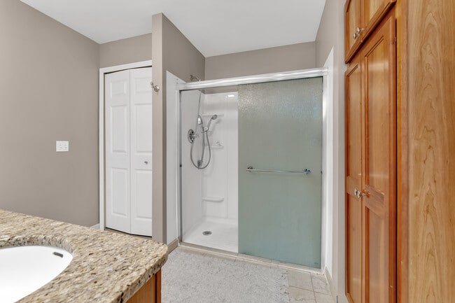 Foto del edificio - 6690 Green Valley Ct SE