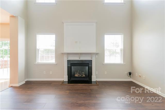 Foto del edificio - 4230 Houldsworth Dr