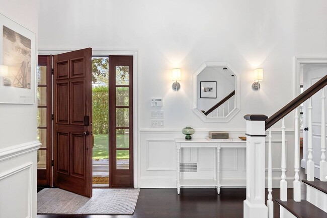 Foto del edificio - 50 Narrow Ln