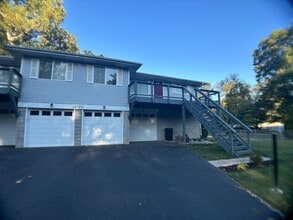 Building Photo - 9327 N Cross St