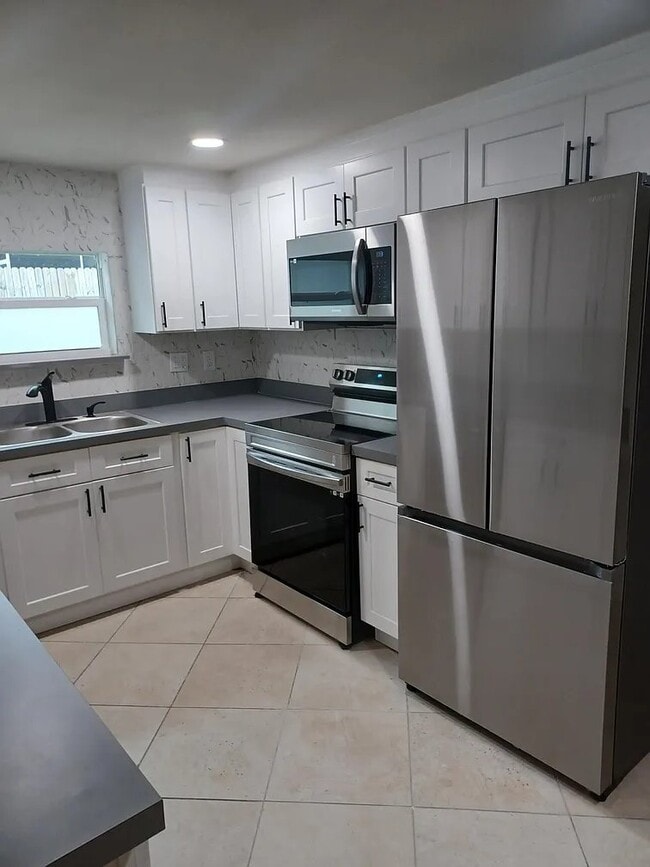Building Photo - 3138 Honeymoon Ln