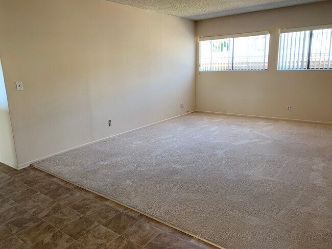 Building Photo - 1128 Linden Ave